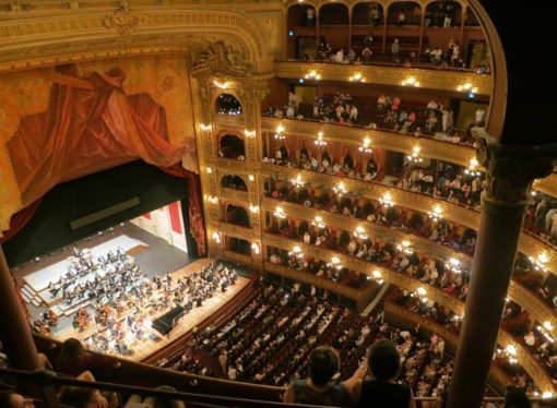 Epic sights of Buenos Aires: the Colon Theatre
